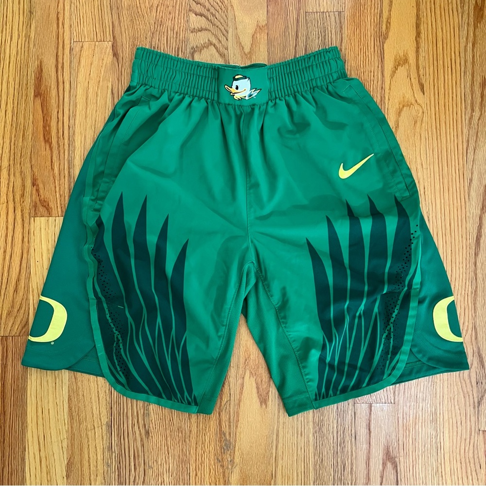 Nike University of Oregon Ducks Wings Men’s Basketball Shorts Elite NCAA